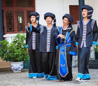 ​中国有67万“穿青人”，至今没被纳入56个民族，身份证很特别