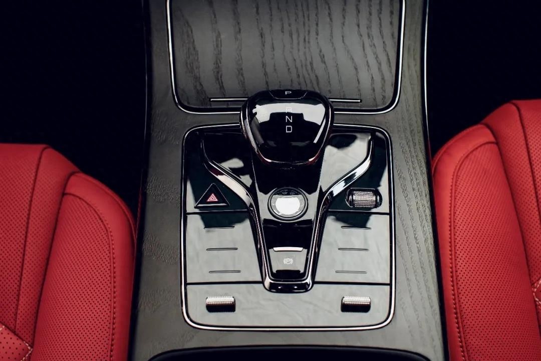 比亚迪汉高清美图来袭！喜欢中国风的人，可以忘掉特斯拉了