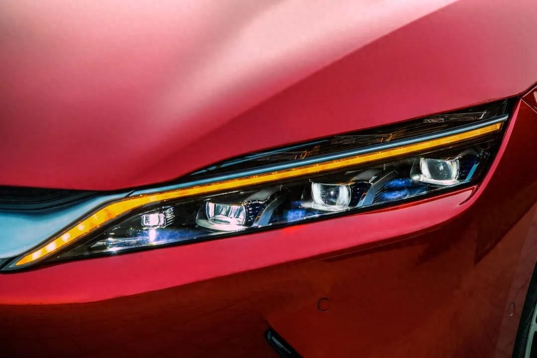 比亚迪汉高清美图来袭！喜欢中国风的人，可以忘掉特斯拉了