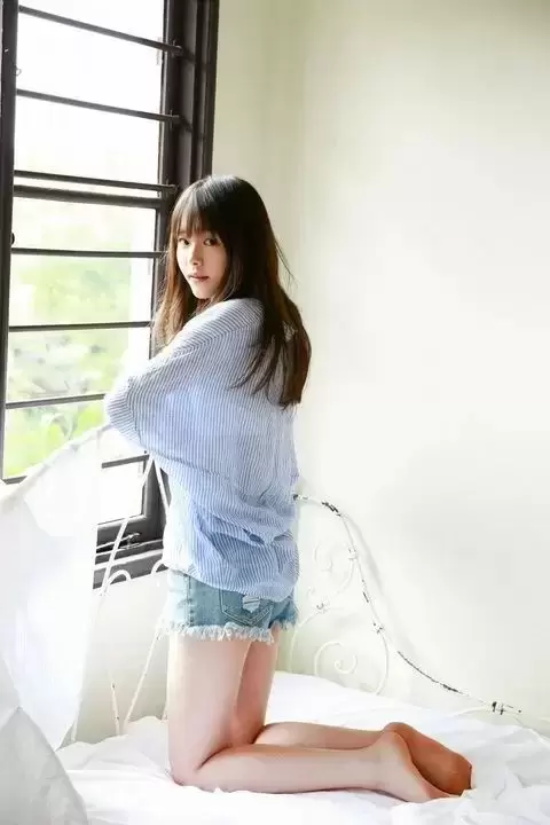 唐田えりか《奇迹般青春感》写真小鉴 - 