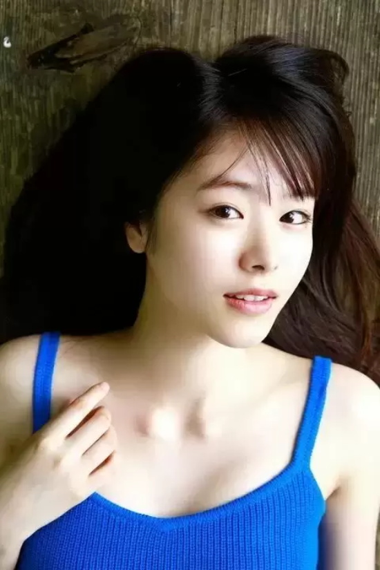 唐田えりか《奇迹般青春感》写真小鉴 - 