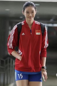 ​中国女排新星刘雨：下一个北长城颜妮！