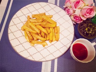 ​在家炸薯条，怎样才又酥又脆？厨师长教你3招，比肯德基的还好吃