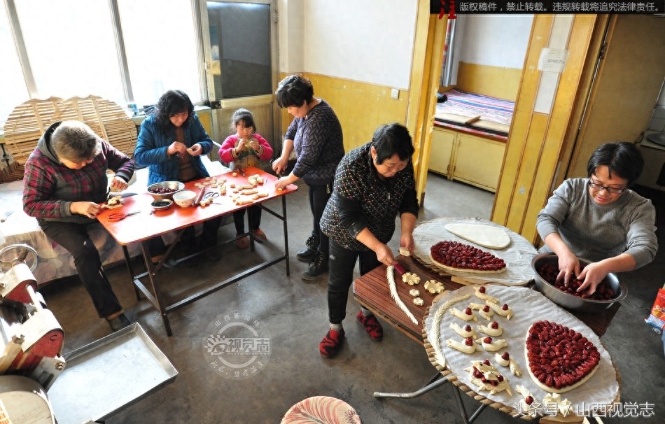 “非遗”：春节临近定襄面塑年味足