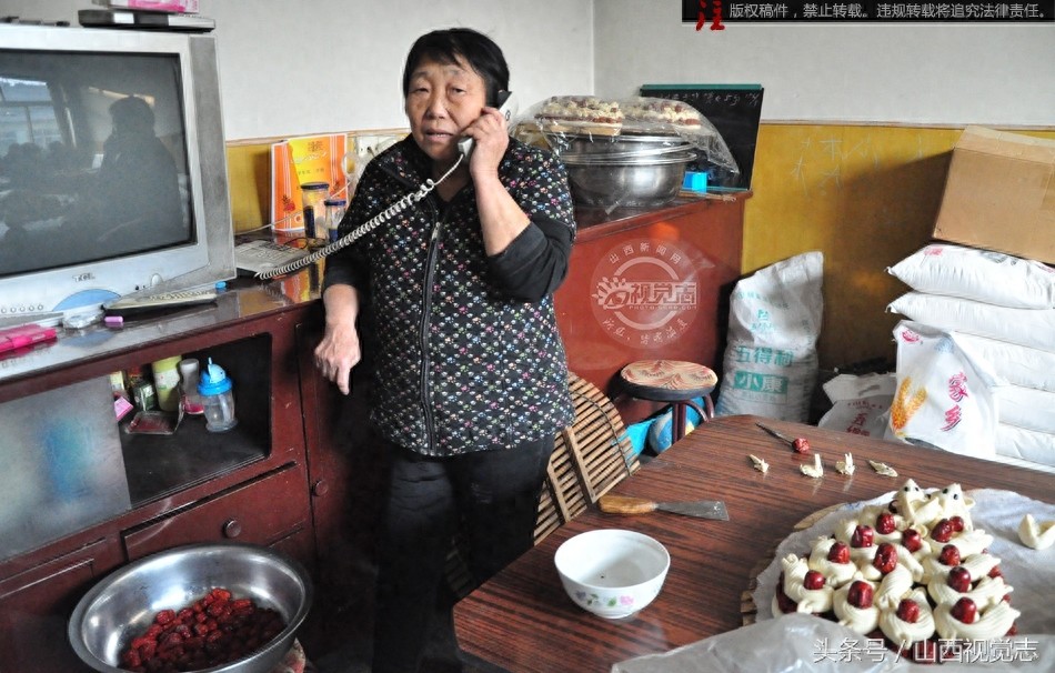 “非遗”：春节临近定襄面塑年味足