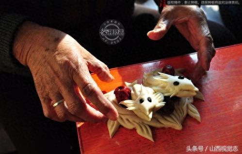 “非遗”：春节临近定襄面塑年味足