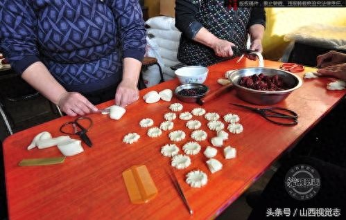 “非遗”：春节临近定襄面塑年味足