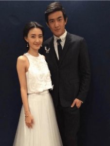 ​林更新恋情疑曝光！女方是南艺校花身高近180，颜值不输王丽坤