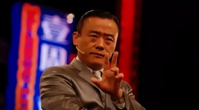 ​从红遍上海到“人人喊打”，周立波就这样改写了他的结局