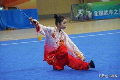 ​武术初级剑术套路