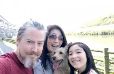 ​被讽“垃圾不如狗”后，夏克立回应离婚传闻：谢谢关心