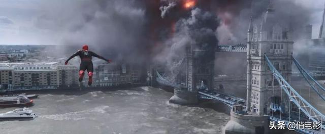 复联4终局之战蜘蛛侠救场（蜘蛛侠2预告片帮忙解密）(5)