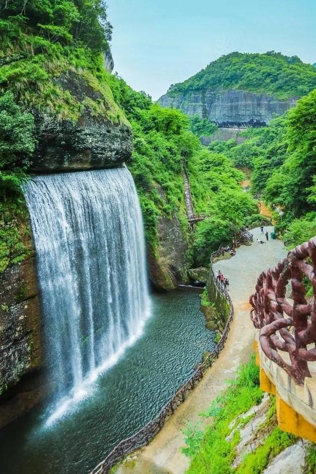 全世界十大自然景观（80幅世界各地景观）(1)