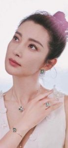 ​美是一生的修行，拥有独特气质和时尚品味的资深女明星，你都认识吗？