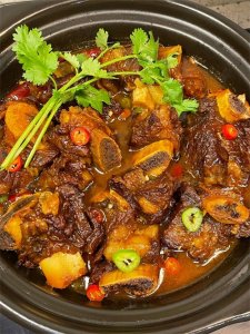 ​懒得做饭，就做这个砂锅菜，一出锅香喷喷的，入味又好吃