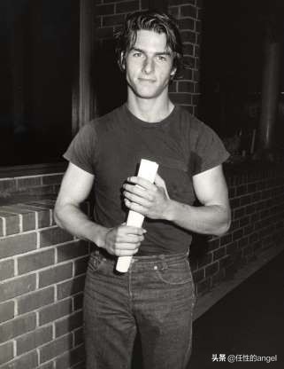 7月3日，汤姆•克鲁斯58岁生日这天，发布了自己年轻时的15张美照