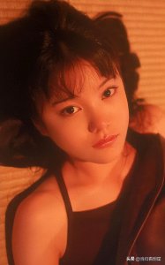 ​铃木杏：童星出道，少女时期在日本爆红