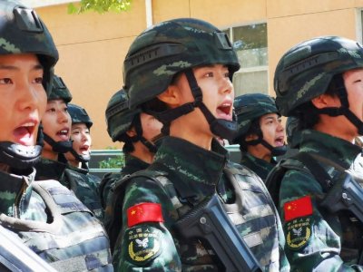 ​曾被三军仪仗队、海军陆战队选中的她，如今成了“神枪手”！