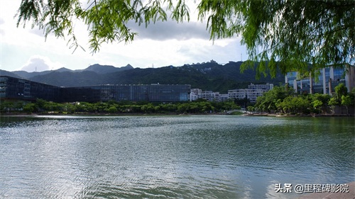 深圳大梅沙奥特莱斯购物村