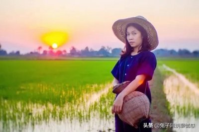 ​65岁教授求婚43岁保姆被拒：你乡下人竟拒绝我？保姆骂他不带脏字