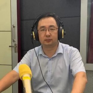 ​满页的违法！如此“卖身契”，你敢签吗？