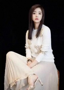 ​蒋欣的百万玉镯：修补痕迹背后的秘密？