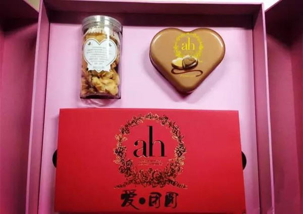 明星结婚伴手礼是什么(结婚什么叫伴手礼)  第8张